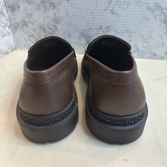 Men’s Coach signature coin loafer - Picture 3 of 8